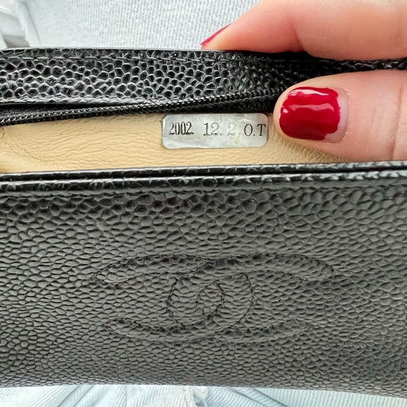 Chanel Caviar Timeless CC Cosmetic Pouch - Picture 4 of 5